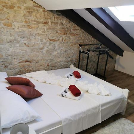 Loft Apartment بولا المظهر الخارجي الصورة