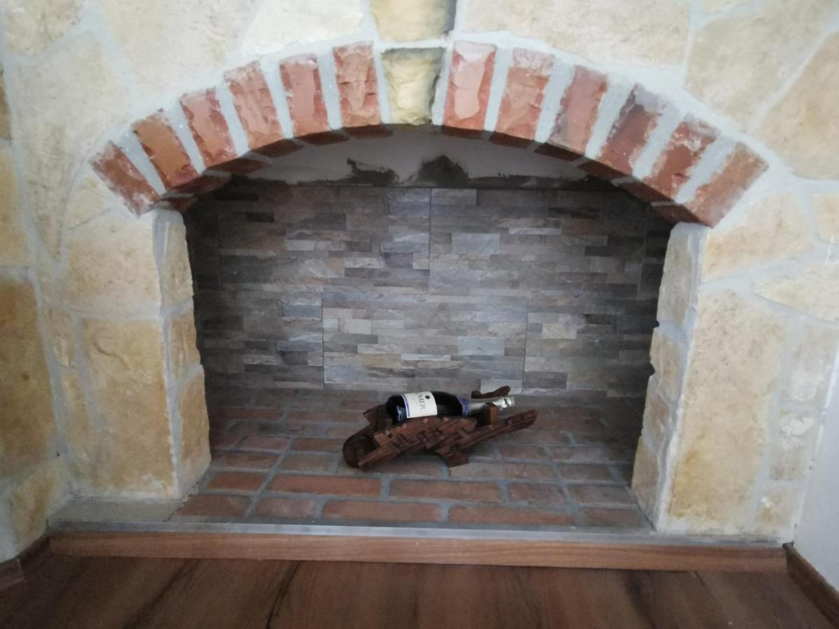 Loft Apartment بولا المظهر الخارجي الصورة